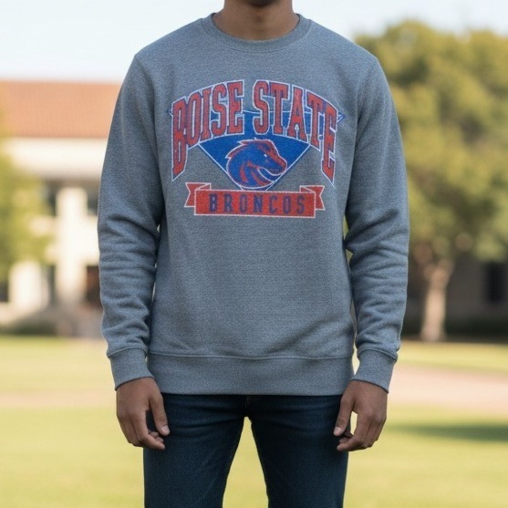 Boise State Broncos‎ Sweatshirt Captivating Gray Crew Neck Mens Small S